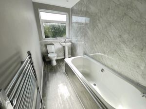 Bathroom - click for photo gallery